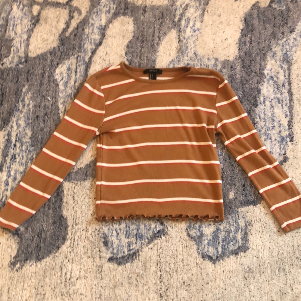 Women long sleeve cropped top